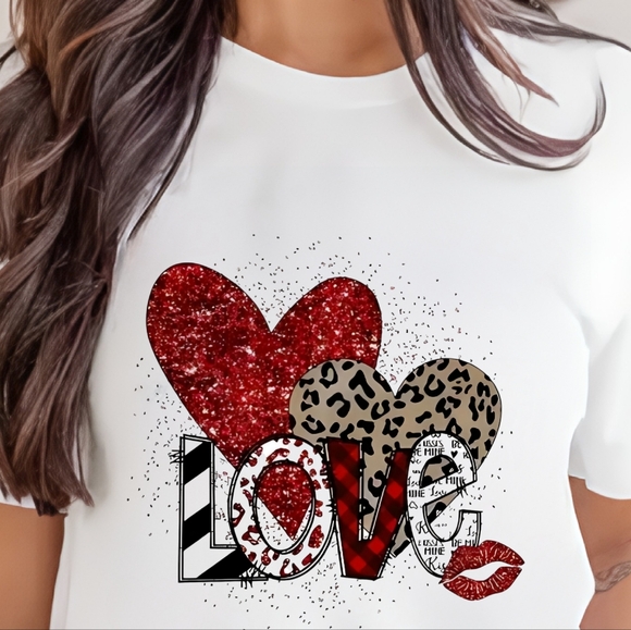 Gildan Tops - Valentines Day Graphic T Shirt